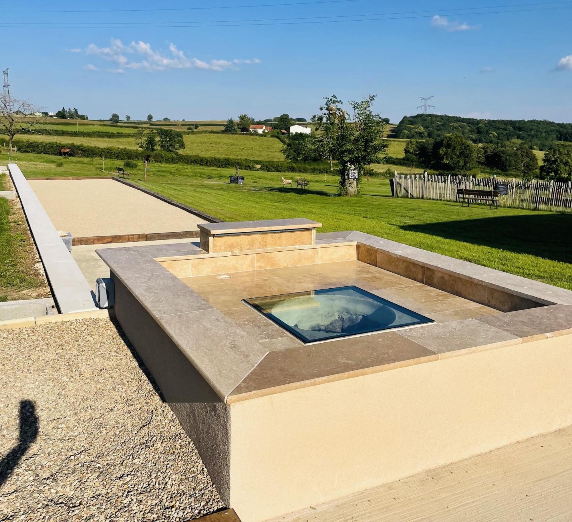Le Lodge Spa Saint-Laurent-d'Andenay Exteriér fotografie
